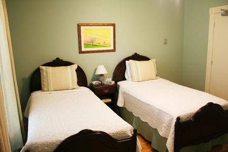Auberge Gabriele Inn シェディアック 部屋 写真